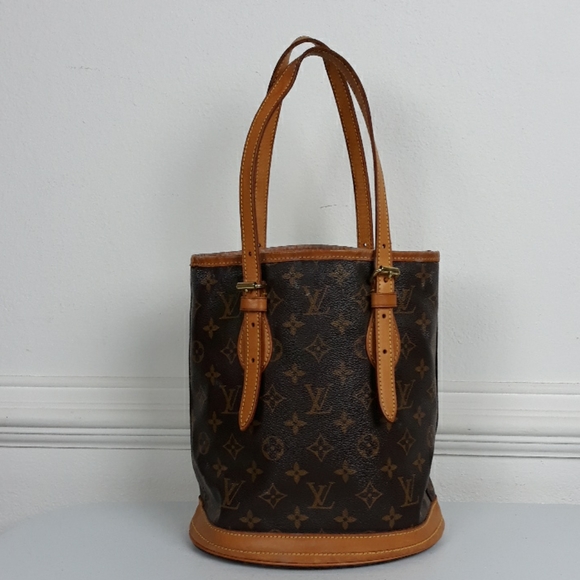 Louis Vuitton Handbags - VINTAGE LOUIS VUITTON PETITE BUCKET BAG